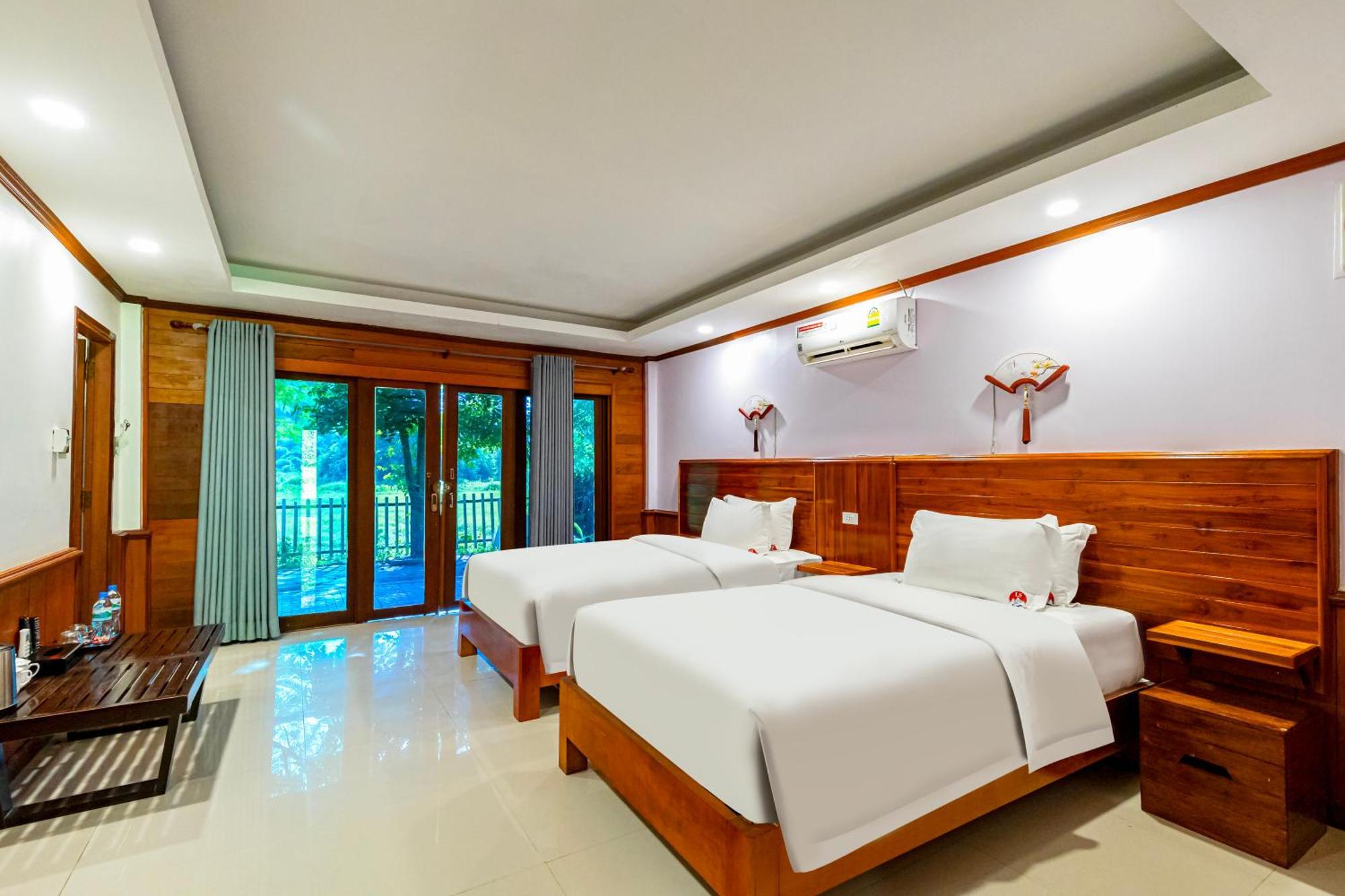 Lisha Garden Resort Hotel Vang Vieng Exterior foto