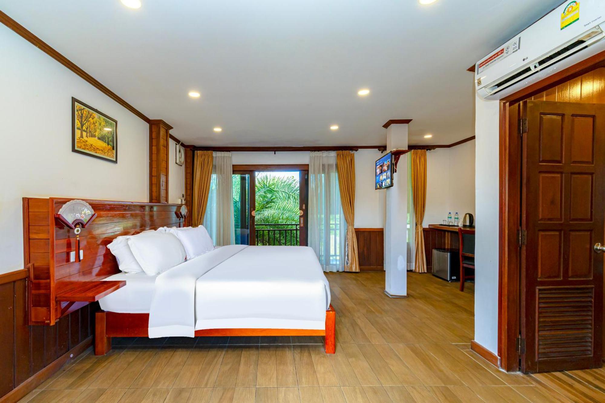 Lisha Garden Resort Hotel Vang Vieng Exterior foto